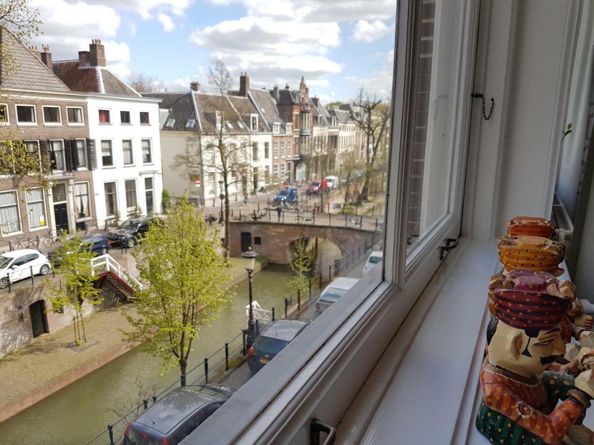 Large Historical Apartment & Canal Terrace Utrecht Exterior photo